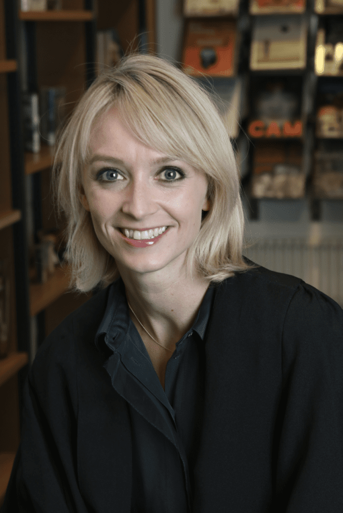 Headshot of Dr Fleur Kilburn-Toppin