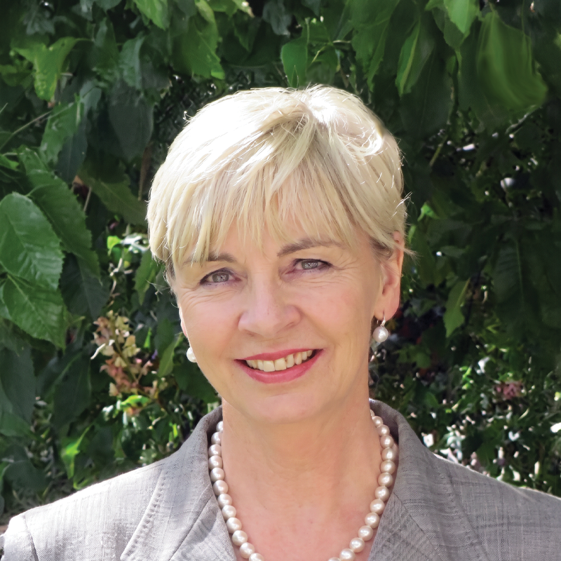 Prof Liz Kenny
