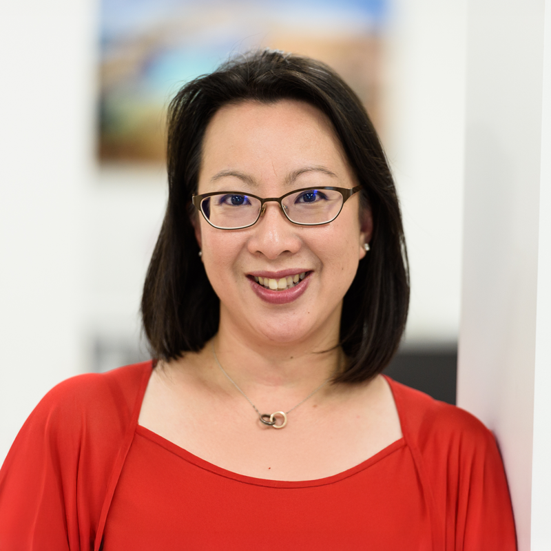 Dr Esther Sim