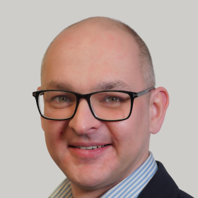 Dr Peter Dickinson