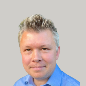 Dr Edward Renaudon-Smith 
