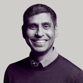 Dr Manil Subesinghe